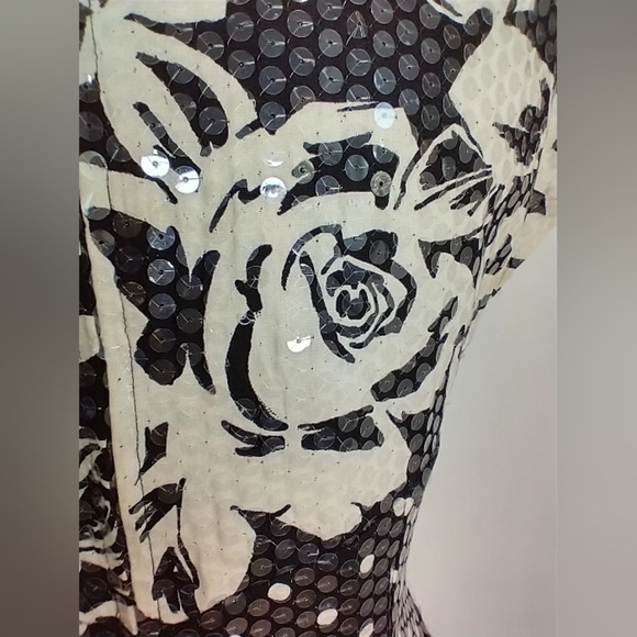 FABULOUS DALLAS STYLE COCKTAIL DRESS - Picture 7 of 9